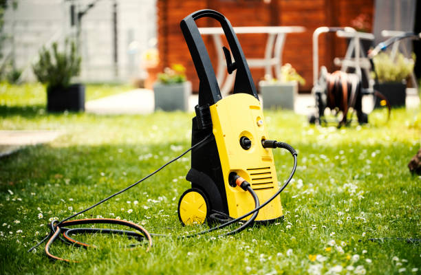 Best Sign and Awning Cleaning  in Gardnertown, NY